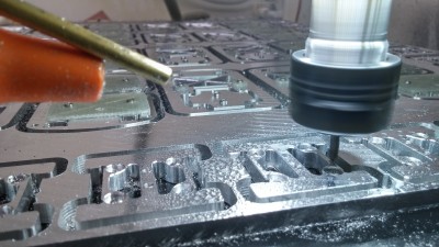 2017-01-12 00.35.27.jpg (2.93 MiB) Viewed 15615 times Fred earning his keep doing what he does best.