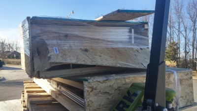 2016-12-28 09.49.09.jpg (3.23 MiB) Viewed 15514 times The crates were supposed to each be on their own pallet. Instead this showed up and was refused.