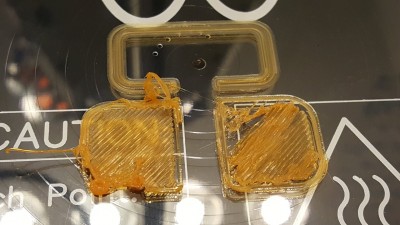 20170207_185315.jpg (166.1 KiB) Viewed 26301 times AutoCalibration with a COLD bed and nozzle. Printing with hot bed and hot nozzle.