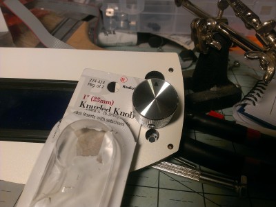 IMAG1284.jpg (2.14 MiB) Viewed 14260 times Radioshack knob