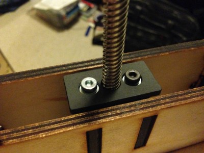 2015-03-26 19.52.27.jpg (1.36 MiB) Viewed 7268 times Nut block (nut is on top, secured with M4 CHS)