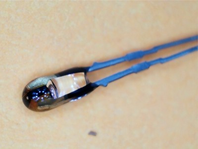 thermistor close up.jpg