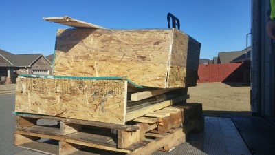 2016-12-28 09.49.26.jpg (3.34 MiB) Viewed 17015 times The crates were supposed to each be on their own pallet. Instead this showed up and was refused.