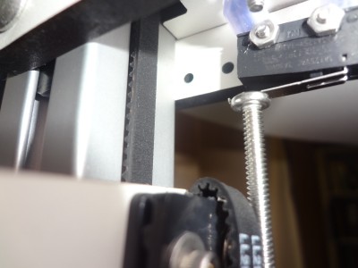Z-axis end stop, side view