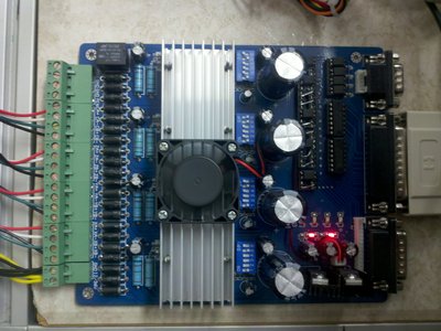 2012-05-23_18-45-23_538.jpg (2.31 MiB) Viewed 52638 times SeeMeCNC 4 Axis Controller HY-TB4DV-M with jumpered optos