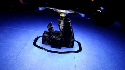 Courtesy of the light ring I installed last night, I can take decent pictures of objects on the plate!