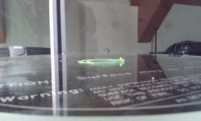 first layer doesn't stick to the ground