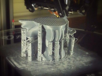 Print with less than 5 hours to go! Lost some supports and the left arm recovered.