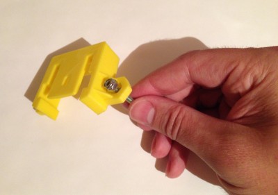 rostock-max-v2-tensioner-installing-nuts-v25.jpg (277.2 KiB) Viewed 20365 times Installing nuts into top bracket. Use a screw to help press it in place.