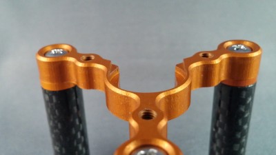 2015-04-05 19.41.55.jpg (2.8 MiB) Viewed 19242 times The notch allows for a 16mm wide passage. The recess holds the mounting flange of both an E3d V6 or a J head style hotend.