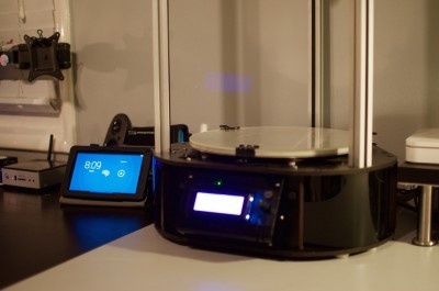 A shot with the Matter Control Touch I got at 3D Printer World Burbank 2015. I later added a battery to the tablet to allow me to walk around with it still on.